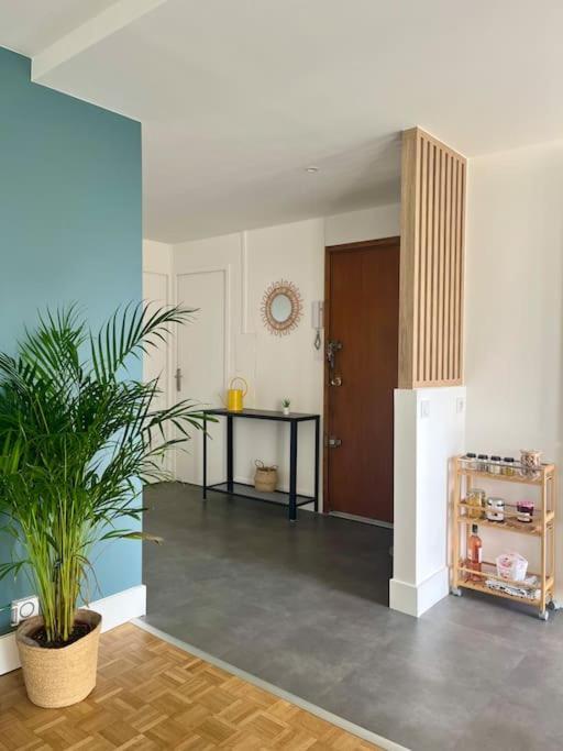 Chambre Privee Dans Un Appartement Partage Вильорбан Екстериор снимка